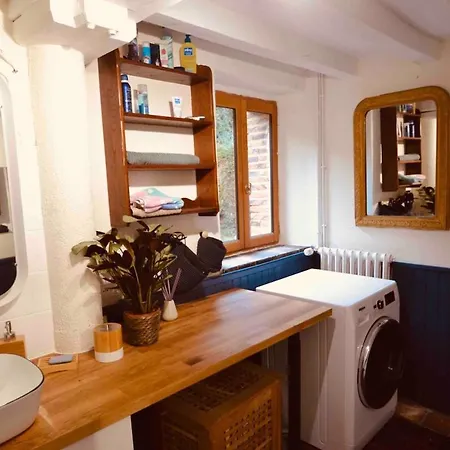 Charmante Longere En Plein Coeur Du Perche 펜션